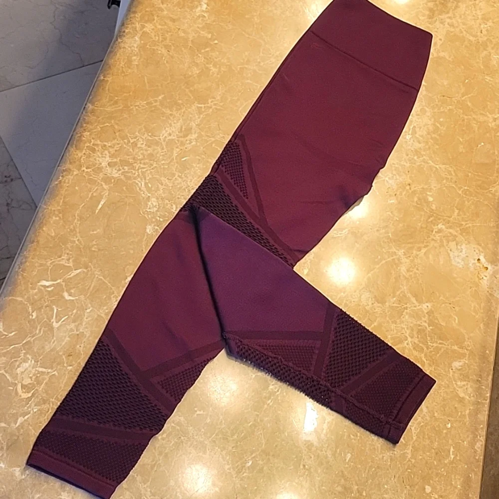 Fabletics Purple Lasercut Sport Tights, S - Picture 15 of 16